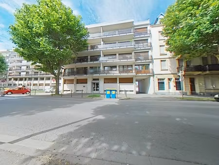 thionville – appartement f3 avec terrasse  loggia  garage et ascenseur