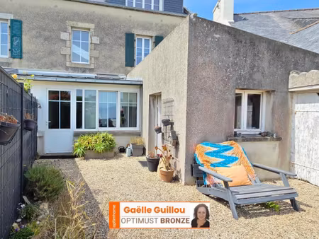 roscoff : disponible appartement t2 duplex 58m² avec grand jardin