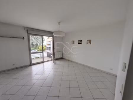 t2 de 46 60m² - chemin de fontanières à la mulatière