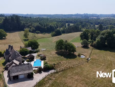 propriété de charme en pierre – 290 m² – 2 5 ha avec vue dominante – cadre d’exception