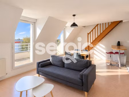la hotoie - beau t2 duplex de 52 m² avec garage ? dernier étage