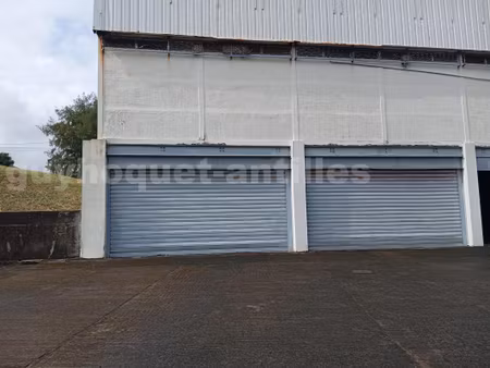 local commercial brut de 144m² - zone d'activités  le lorrain