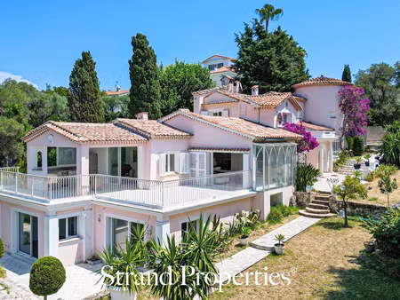 villa de luxe de 8 pièces en vente antibes  france