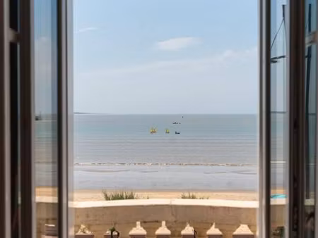 maison de luxe en vente à saint-sulpice-de-royan  france