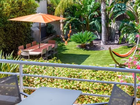 appartement de luxe 3 chambres en vente à sanary-sur-mer  france