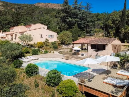 villa de 7 pièces de luxe en location la garde-freinet  provence-alpes-côte d'azur