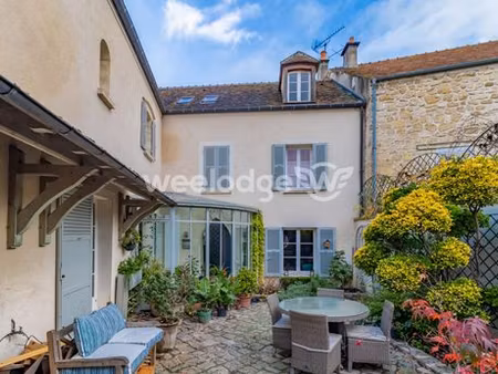 prestigieuse maison en vente vauréal  france