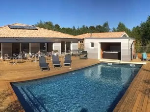 maison de luxe de 9 pièces en vente à grayan  france
