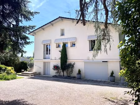 maison de 6 pièces de luxe en vente à bergerac  nouvelle-aquitaine