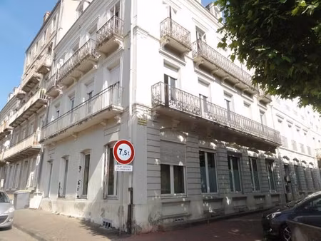 bureau de prestige de 12 m2 en location - le creusot  france