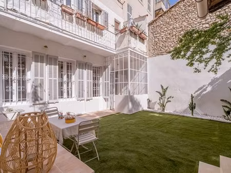 appartement de luxe de 3 pièces en vente à marseille  france