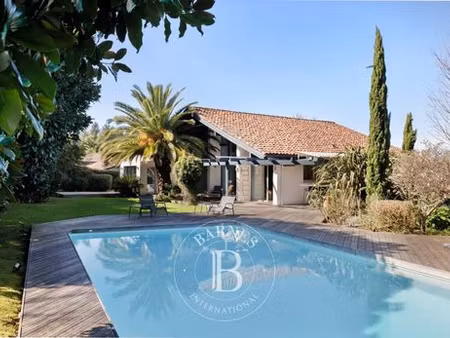 maison de luxe de 5 pièces en location à biarritz  france