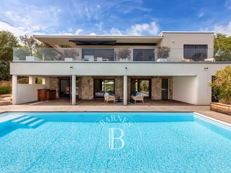 villa de luxe de 4 chambres en location sainte-lucie de porto-vecchio  corse