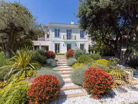 villa de luxe de 4 chambres en location beaulieu-sur-mer  provence-alpes-côte d'azur