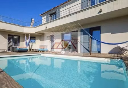 villa de luxe de 4 pièces en location calenzana  corse