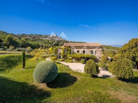 maison de luxe de 8 pièces en location à lacoste  provence-alpes-côte d'azur