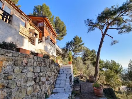 maison de luxe en vente à castellar  provence-alpes-côte d'azur