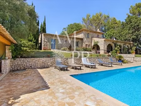 villa de 5 pièces de luxe en location tourrettes-sur-loup  provence-alpes-côte d'azur