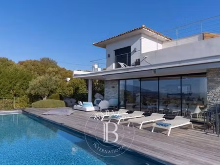 villa de 6 chambres de luxe en location sainte-lucie de porto-vecchio  corse