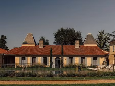 maison de luxe en vente à bordeaux  france