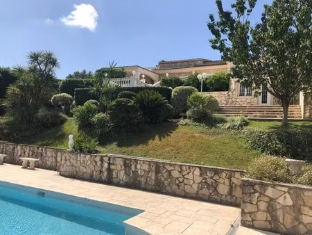 villa de luxe de 6 pièces en location biot  france
