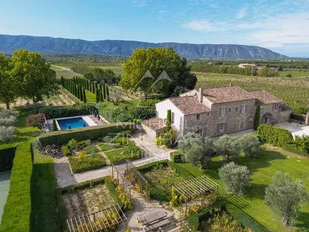 luxury 11 pièces farmhouse en location gordes  provence-alpes-côte d'azur