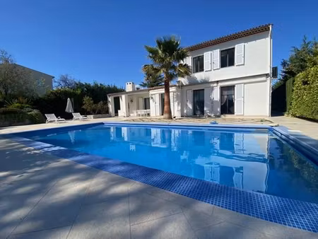 villa de luxe de 6 pièces en location villeneuve-loubet  provence-alpes-côte d'azur