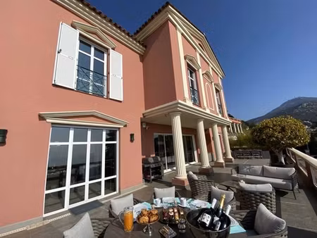 villa de 5 pièces de luxe en location la turbie  france