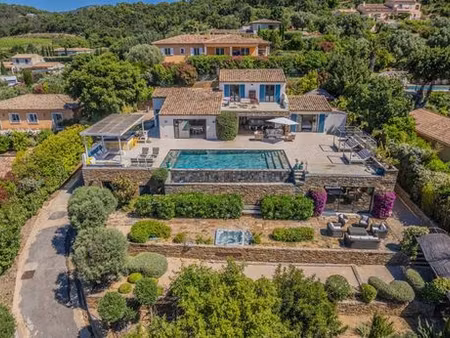 villa de luxe en location grimaud  france