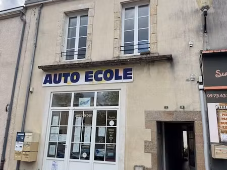investissement locatif immeuble de 2 logements. bournezeau - 85480.