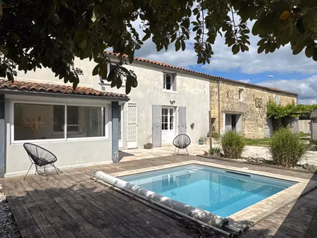 maison 7 pièces 190 m² à vendre / acheter saint-mard 17700 ? | era immobilier
