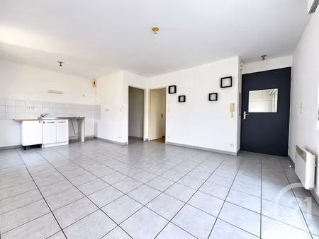 appartement f2 à vendre - 2 pièces - 42 m2 - artigues pres bordeaux - 33 - aquitaine