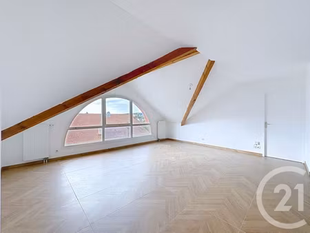 appartement f5 à louer - 5 pièces - 93 30 m2 - etupes - 25 - franche-comte
