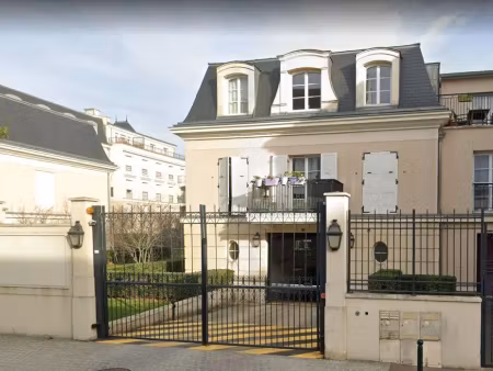 parking à louer - serris (77) - 60€