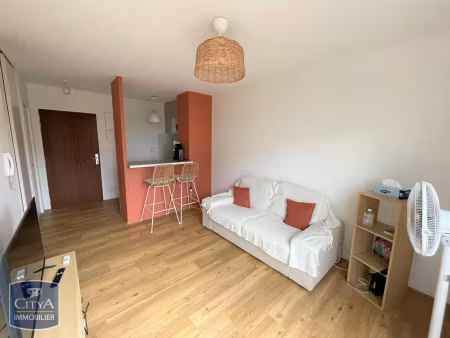 appartement à louer 2 pièces 29.04 m² - dijon (21) - 615€