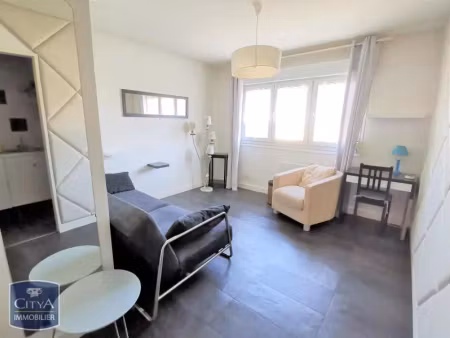 appartement à louer 1 pièce 24 m² - laon (02) - 412€