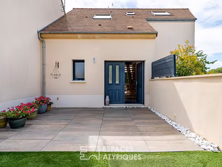 maison contemporaine atypique de 180 m² sur trois niveaux avec rez-de-jardin