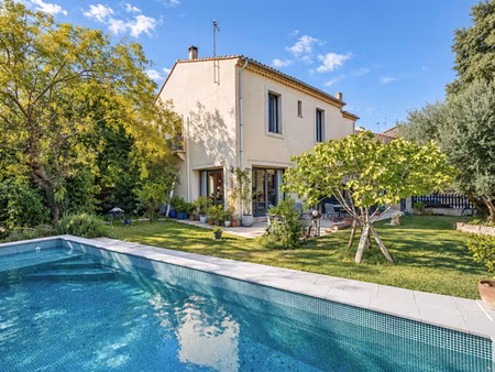 maison d'architecte  studio indépendant et piscine