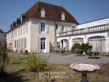 maison de caractère au coeur d'un village historique