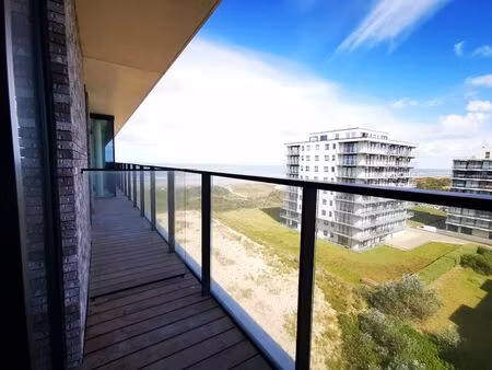 appartement d'assistance de style avec vue sur la mer et le