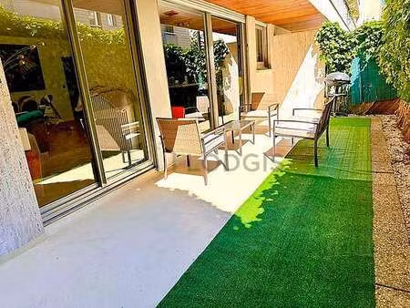 appartement 3 chambres meublé avec terrasse et ascenseur