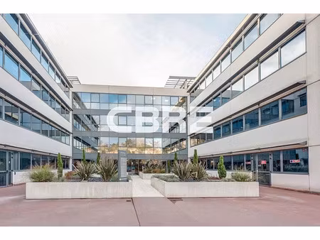 location bureau caluire et cuire 1 521 m²