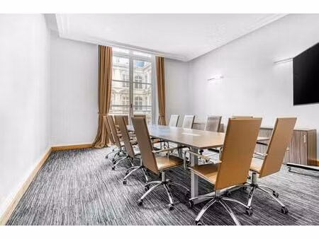 accès tout inclus à des espaces de bureau professionnels pour 5 personnes à paris place ve