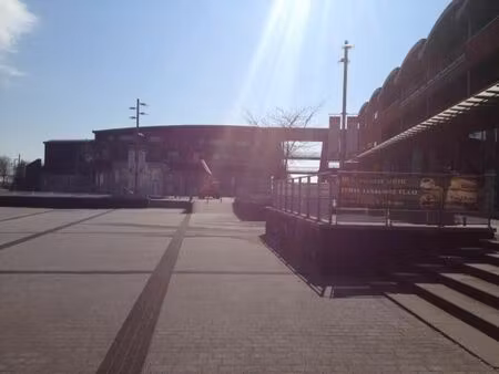 surface commerciale d'env. 442m² - kloosterbempden