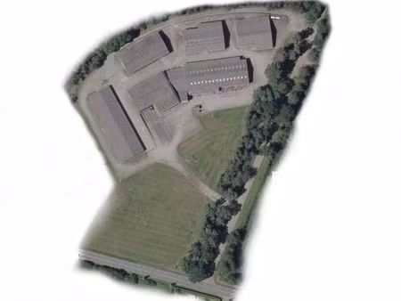 local avec bâtiments commerciaux industriels entrepôt 6000 m2