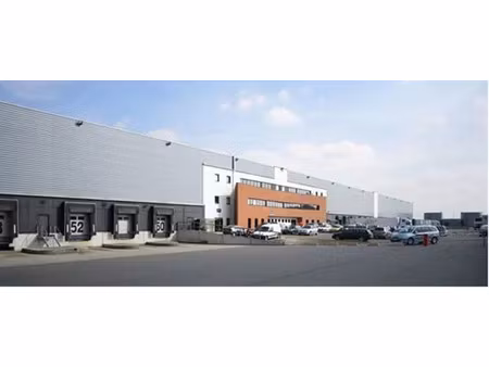 location entrepôt / local d'activités henin beaumont 27 816 m²