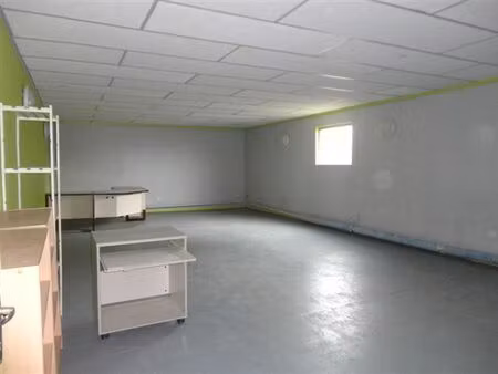 vente garage 1400 m² calais (62100)