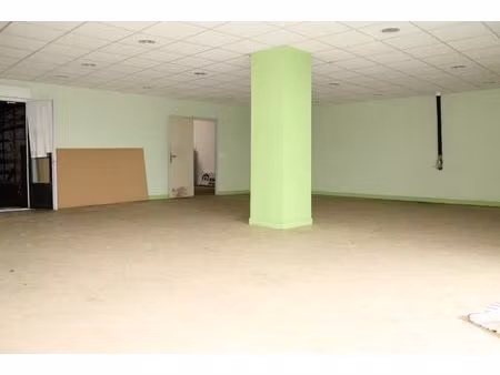 vente garage 700 m² calais (62100)