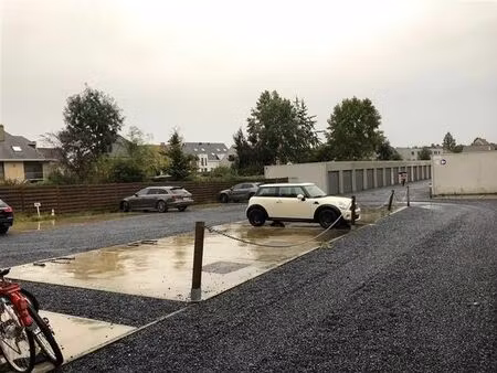 parking/boxe de garage