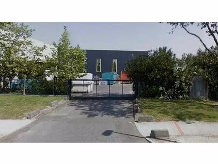 location local d'activités bondoufle 1 500 m²